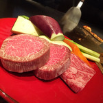 Steak house midium Rare - お肉♡ヒレ2とサーロインです。
