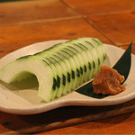 能登の夜市 - 加賀太きゅうり。さっぱり、でも、しっかりウリの味。箸休めに。