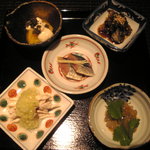 Suiren - 前菜五種の小皿盛り