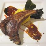 トラットリア ダイ パエサーニ - 骨付き仔羊のグリル（1／3）　￥1000