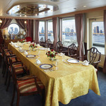 シンフォニー東京湾クルーズ - 貴賓室エロイカ