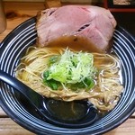 極麺 青二犀 - しょうゆらーめん６５０円(201506)