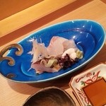 衛藤 - お造り　イサキとヒラメ