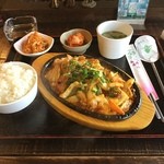 Chanchon - 豚肉炒め定食