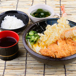 讃岐屋 - 料理写真:とんかつ特海老天ぶっかけうどん