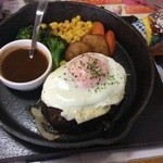 クロンボ - 目玉焼きハンバーグ