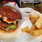 マグズカフェ - 6月限定＠アスパラガーリックチーズバーガー 