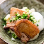 Goraku - 宮崎牛の軽い煮込みと半熟卵 