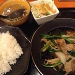 味の店　錦 - 肉ニラ定食790円