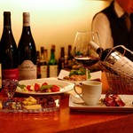 CLAVE WINE BAR - 