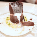 レストラン エテルニテ - 中からバナナのソースが。 '15 5月上旬