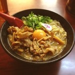 Nikutamasobaotodoshokudou - 肉玉そば(並) 720円。ご飯おかわり自由。これならラーメンおかずにご飯食べれる( ´ｰ`)