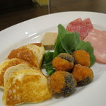 ピエトラ - 【夜】前菜盛り合わせ　1000円（2015年6月）