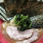 武蔵家 - ラーメン￥650＋のり増し￥100