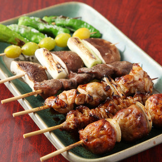 We also recommend the 7 chicken and vegetable Grilled skewer course♪