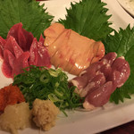 味十味 - お造り盛り合わせ  ずり、白肝、こころ