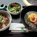 福寿 - 選べるハーフ&ハーフセット(カルビ丼&冷麺)\1,050
