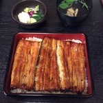 いづもや - 限定10食大串二枚つき鰻重
      3,024円(税込)