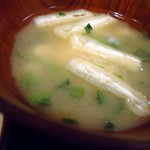Shiu Maiya Matsutomi - 味噌汁接写。