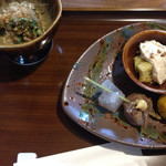 Shunsai Soba Jojirou An - 前菜です。
                        一切手抜きなしで和の技が光る繊細な味付け