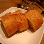 アンチエイジングレストラン 麻布十八番 - パン3人分