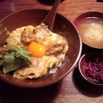 Banchou - 大山地鶏の極旨親子丼　味噌汁とお漬け物付き