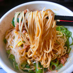 めだかタンタン - ■汁なし担々麺　680円■さぁ、まぜまぜしていただきます！　細麺で〜す。【2015年6月25日撮影】