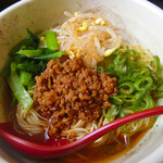 めだかタンタン - ■汁なし担々麺　680円■練り胡麻を使っていない担々麺って、どんな味よ？？？と思いません？【2015年6月25日撮影】