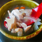 めだかタンタン - たった500円のスープにここまでフカヒレを始めとする色々な具が入っているのはおかしい。【感動度】★★★★★★★★★★★こんな値段でこの内容のスープを出してお店大丈夫？と心配【2015年6月25日撮影】