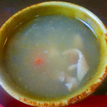 めだかタンタン - ◆お肌ぷるんぷるん！フカヒレスープ。500円！◆スープ表面下には何が潜んでいるのでしょうか？【2015年6月25日撮影】