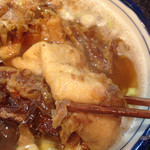 烈志笑魚油 麺香房 三く - 黄ラーどん  大きな油揚げ