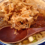 烈志笑魚油 麺香房 三く - 黄ラーどん