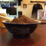 富山ブラックラーメンだらんま - 肉おおめ、肉増しの盛り