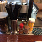 富山ブラックラーメンだらんま - 卓上アイテム