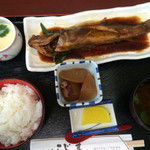 和食処 こじま - 日替わりランチのアイナメ煮魚