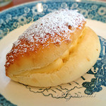 ミドリマツベーカリー - とろけるカスター