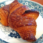 ミドリマツベーカリー - クロワッサンとパン・オ・ショコラ