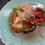 寿司割烹 魚紋 - 鱸甘酢餡かけ（万願寺唐辛子）