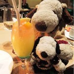 ライブキッチン COOKA - このドリンクもバースデーサービスなんだ。
      せっかくなので記念撮影！！
      