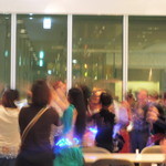 ライブキッチン COOKA - ダンスに参加するお客さんも。楽しそう～♪
      