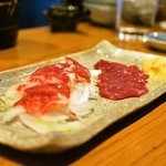 是屋 - 2015.5 特選熊本馬刺盛り（1,400円～）