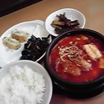 韓国食堂 - 純豆腐チゲ定食