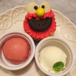 エルモカップケーキ