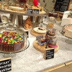 ミスタージョーンズ オーファネージ - 店内