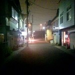 味のむろ市 - 輪西町のむろ市のある通り