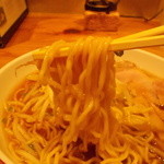 たこ焼き のまど - 中細ちぢれ麺