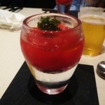 熊本金時すいかジュース　海ぶどうとジュンサイ