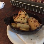 39385262 - 釜焼きポテト380円