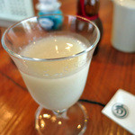 蕎麦 つづら - 甘酒を頂きました。