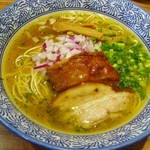 ラーメン燈郎 - アサリの王子さま　７８０円